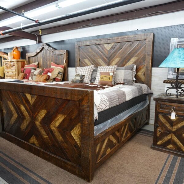 Moctezuma King Rustic Bed